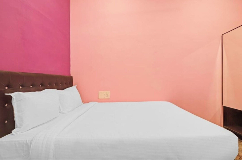 Bedroom 2, Goroomgo Ganesh Plaza bhadrak, Bhadrak