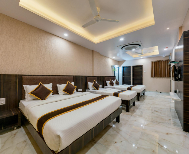 Bedroom 5, Hotel AATITHYA SATKAR, Kolhapur