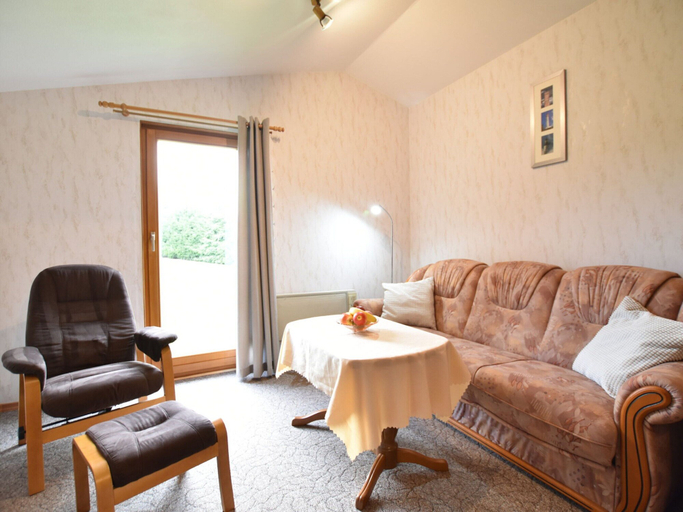 Others 4, Modern Apartment in Elmenhorst near Sea, Nordwestmecklenburg