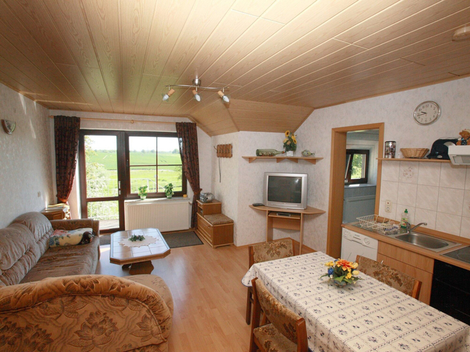Others 4, Snug Apartment in Kropelin Germany, Rostock