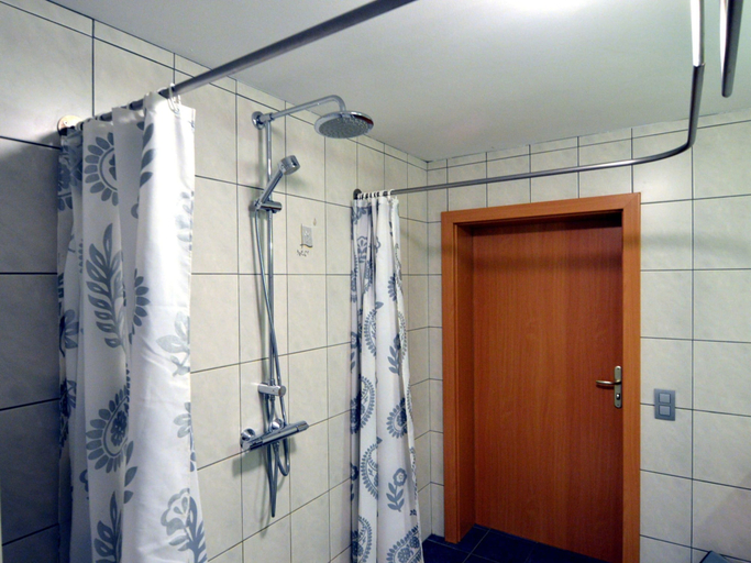 Bathroom 3, Apartment in Burg Reuland With Forest, Liège