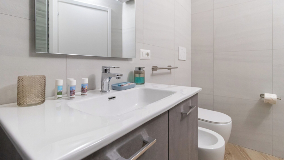 Bathroom 3, Italianway - Boscovich 23, Milano