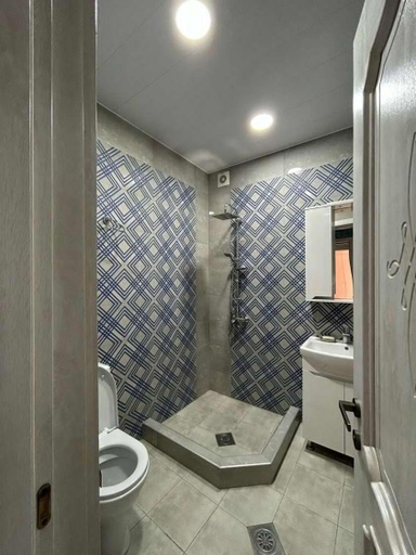 Others 5, Orophile guest house, Kazbegi