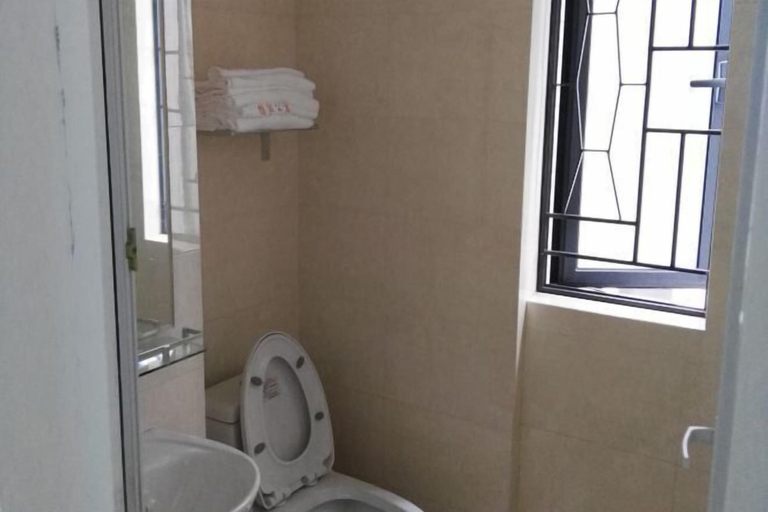 Bathroom 3, Shenzhen Jintaoyuan Hotel Apartment, Shenzhen