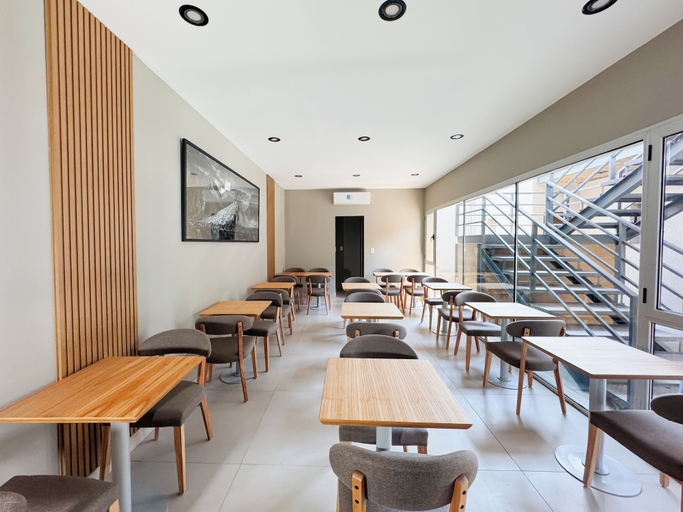 Food & Drinks 5, Casa Foresta, Capital