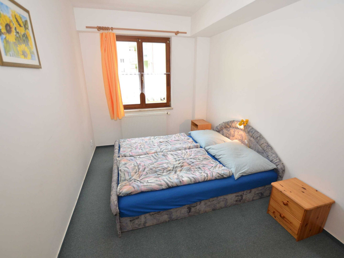 Room 5, Snug Apartment in Jachymov Near Ski Area, Karlovy Vary