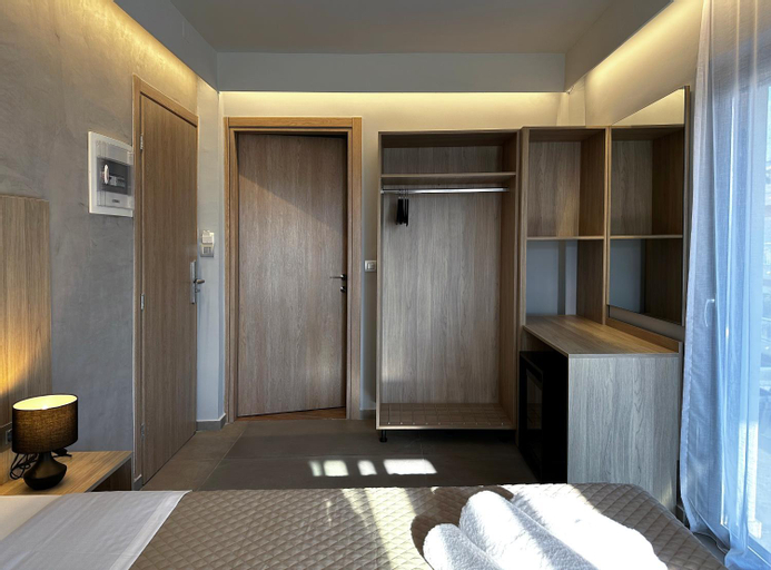 Others 5, Rodosrooms, South Aegean