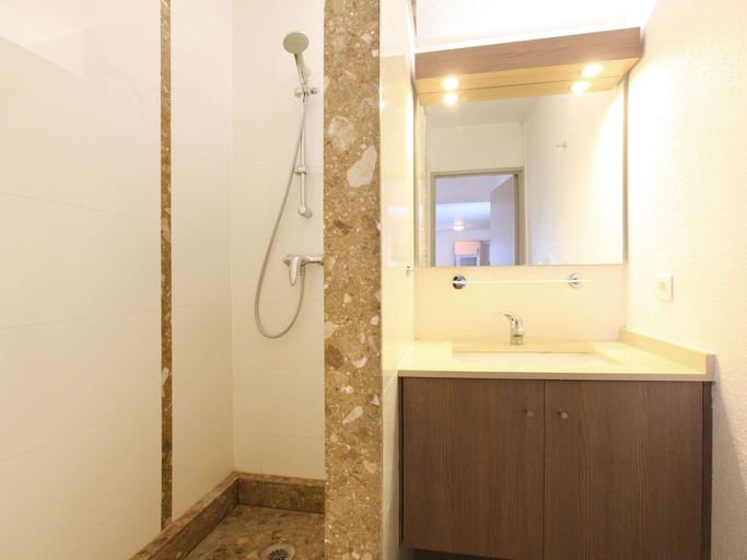 Bathroom 5, Apartment in Anglet Near Sandy Beach, Pyrénées-Atlantiques