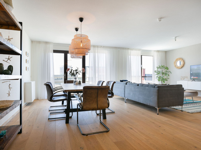 Others 5, Modern Apartment Close to the Beach and the sea, The Hague