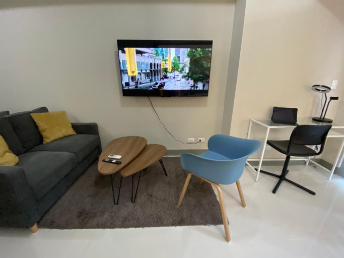 Facilities 2, 1 br Uptown BGC condo with balcony, Taguig