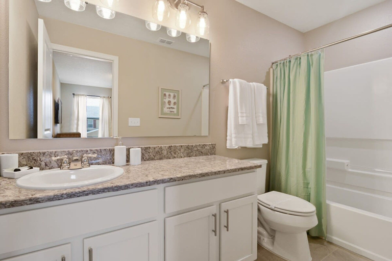 Bathroom 5, 4 Bd Sleeps 10 w Gameroom Close to Disney 5147, Osceola