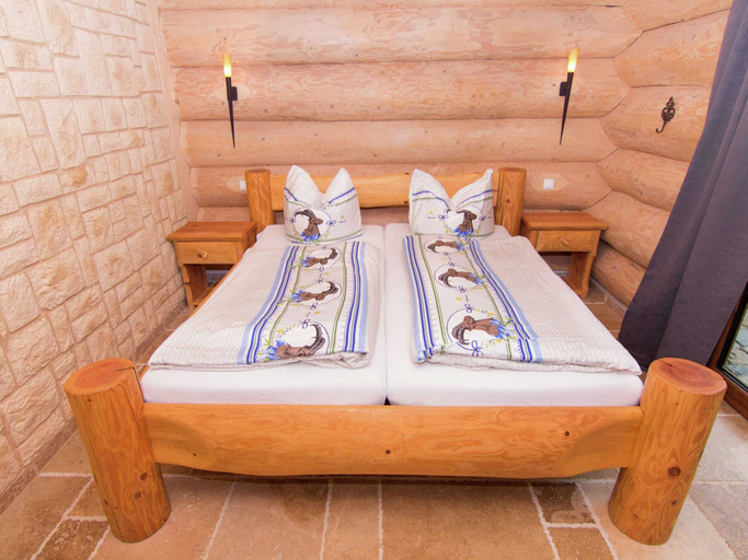 Bedroom 4, Pleasant Apartment in Ruhpolding with Swimming Pool, Traunstein