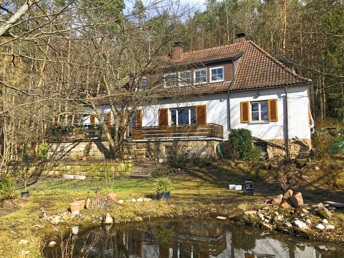 Garden 5, Charming Apartment in Weissenbrunn Near Forest, Kronach