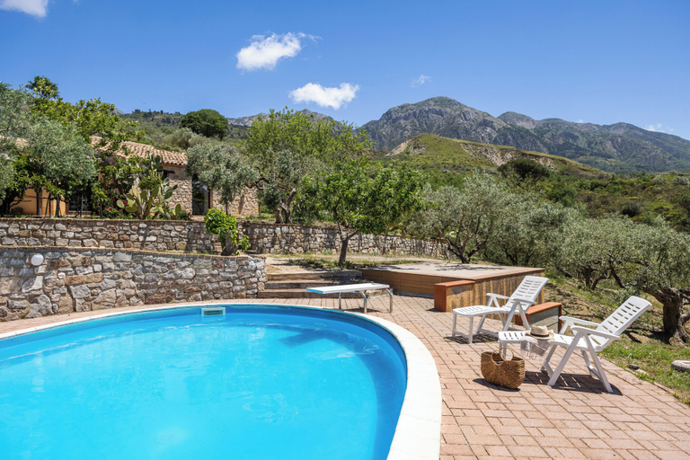 Sport & Beauty 5, Villa Granci con Piscina by Wonderful Italy, Palermo