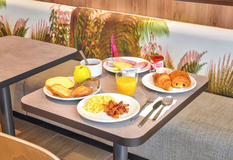 Food & Drinks 5, B&B HOTEL Paris Porte d'Orléans