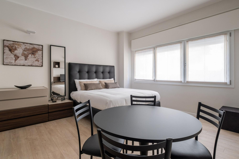 Room 2, Studio Grey al Parco Montagnola by Wonderful Italy, Bologna