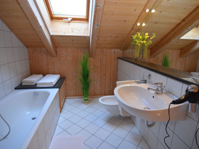 Others 5, Holiday Home With Panoramic View and Every Convenience - spa, Freyung-Grafenau