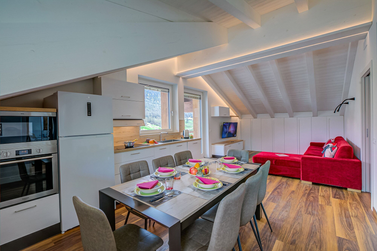 Room 4, Cimetta in Livigno With 3 Bedrooms and 2 Bathrooms, Sondrio