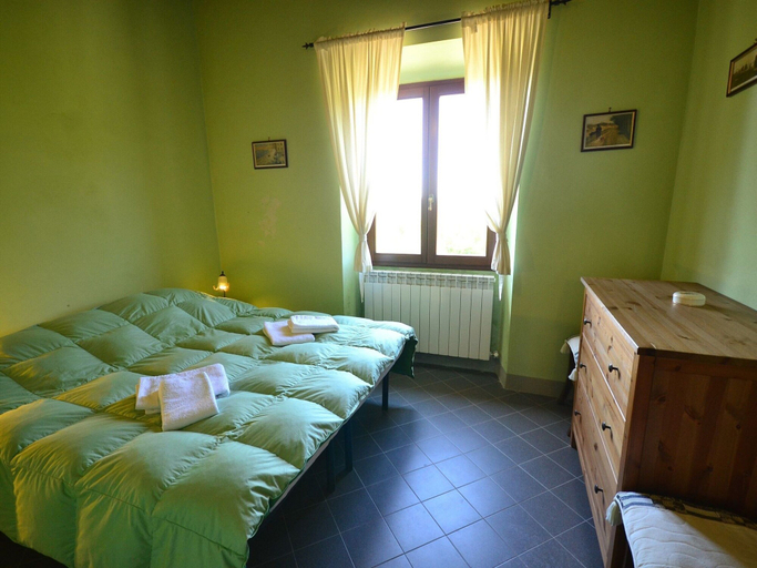 Bedroom 3, Lovely Estate not far From Florence With Olives Trees, Florence