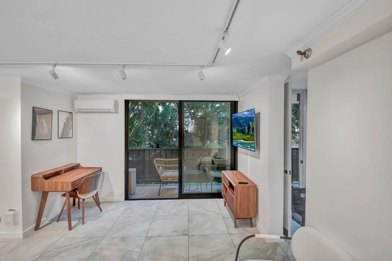 Others, Spacious Design Studio 3 mins from the beach, Honolulu