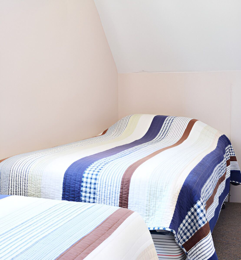 Bedroom 2, Lions Head Beach Motel & Cottages, Bruce