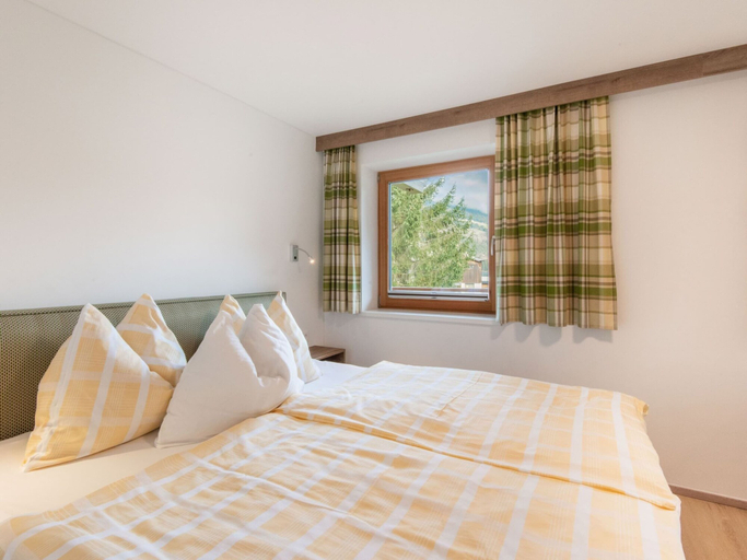 Bedroom 4, Lovely Apartment With Sauna, Ski Storage, Pool, Terrace, Zell am See