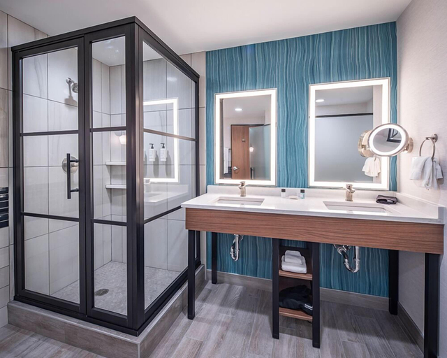 Bathroom 4, Grand Casino Mille Lacs, Mille Lacs