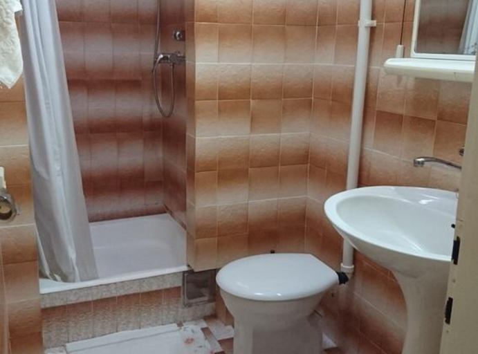 Bathroom, Apartment Ana Broce, Ston