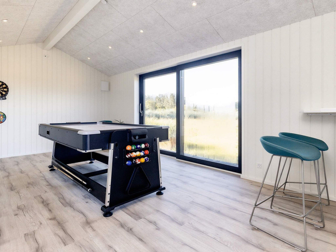 Others 5, 5 Star Holiday Home in Hirtshals, Hjørring