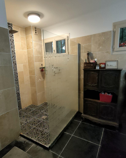 Bathroom 3, Le Mas du Coquelicot, Gard