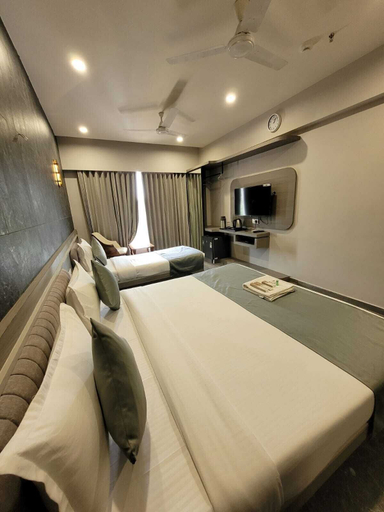 Bedroom 3, The Royal Era Hotel, Gandhinagar