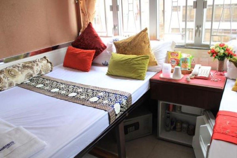 Bedroom 5, Room in Guest Room - Comfortable Standard Single Room, Kowloon