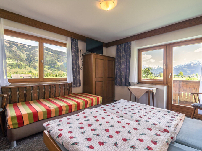 Bedroom 3, Contemporary Apartment in Maishofen Near Ski Area, Zell am See