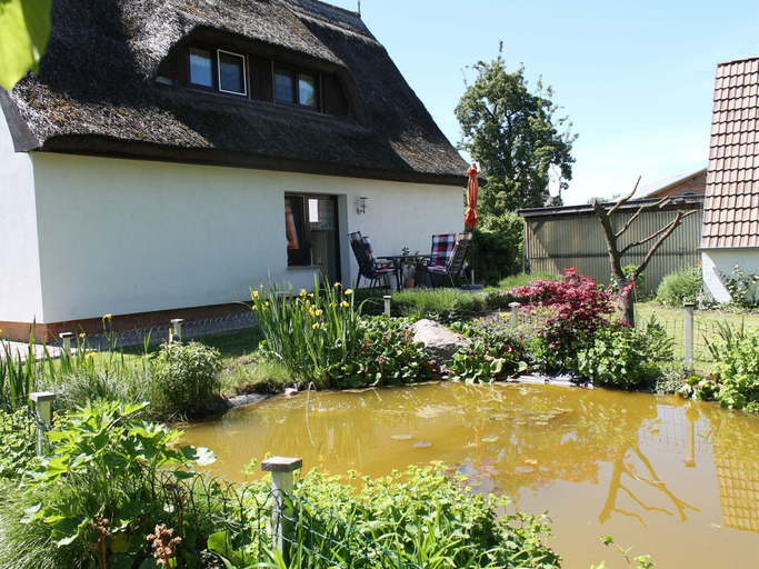 Exterior & Views 2, Cosy Apartment in Pepelow near Baltic Sea, Rostock