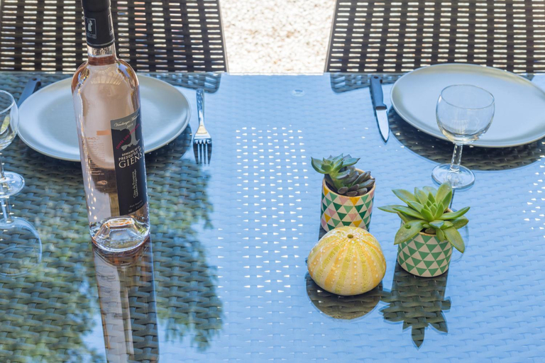 Food & Drinks, Le Mas, maison au charme provençale idéalement située entre mer et vignes, Var