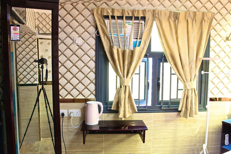 Others 4, Room in Guest Room - Comfortable Standard Single Room, Kowloon