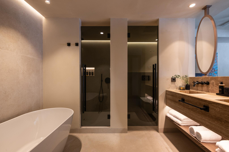 Bathroom 4, Anfitrion Villas & Suites, Málaga