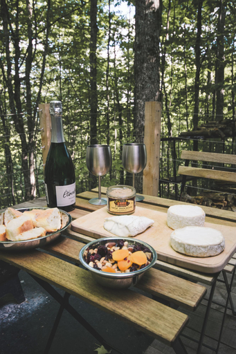 Food & Drinks 4, Estonia Hébergement Nature, Matawinie