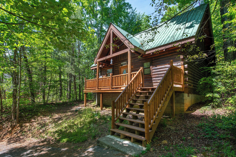 Exterior & Views, Bear Secrets, Sevier