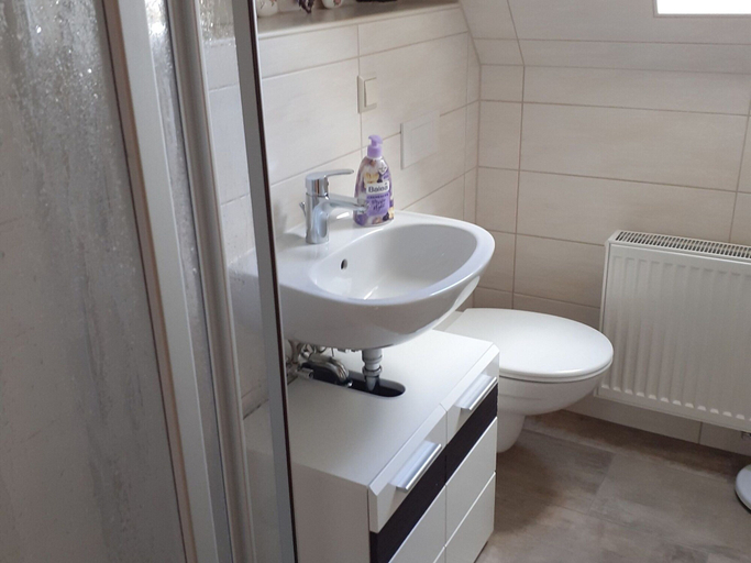 Bathroom 2, Cozy Apartment in Lichtenhain Germany With Garden, Sächsische Schweiz-Osterzgebirge