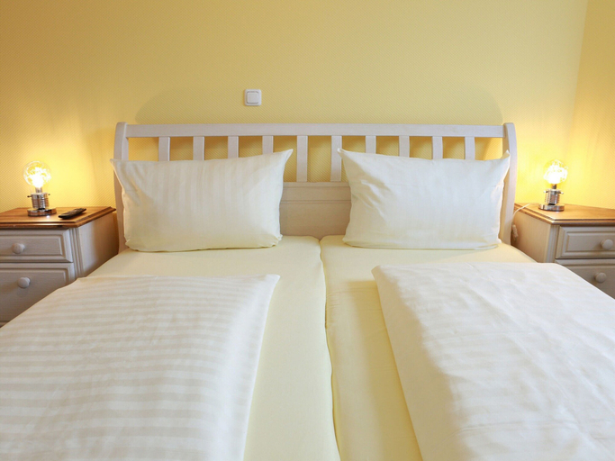 Bedroom 3, Magnificent Apartment in Willingen With Balcony, Waldeck-Frankenberg