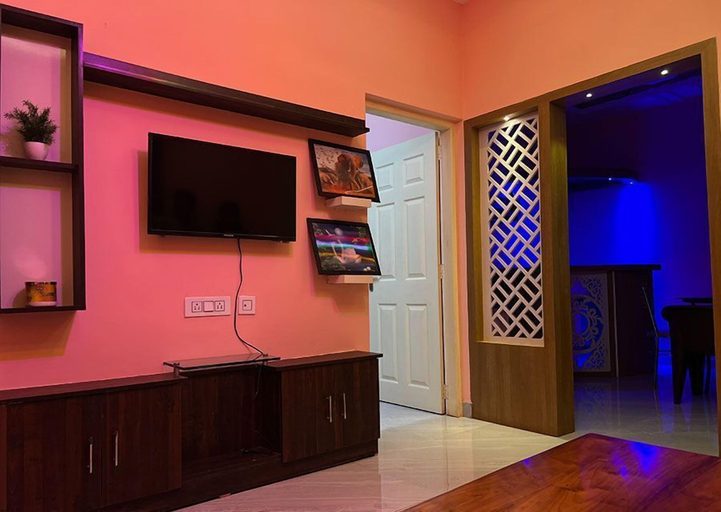 Others 4, AIKKARA COTTAGES, Idukki
