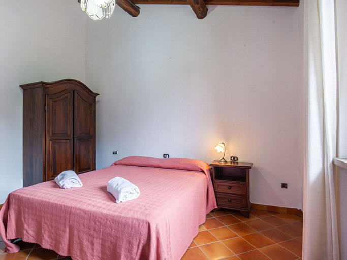 Bedroom 2, Idyllic Farmhouse in Gambassi Terme-fi With Swimming Pool, Florence