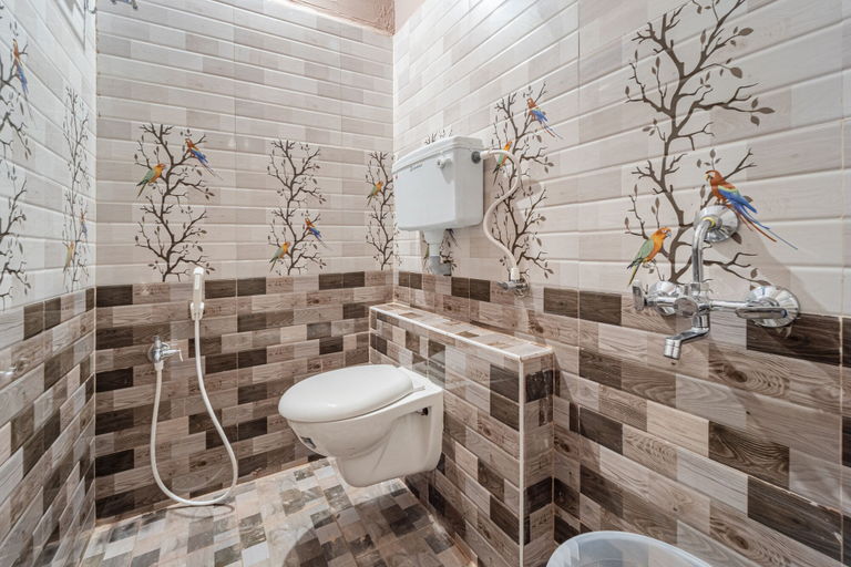 Bathroom 5, De Jardin Resort Pondicherry with Swimming Pool, Viluppuram