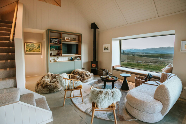 Others 4, Ranger's Retreat - Secluded - Sleeps 4, Queenstown-Lakes