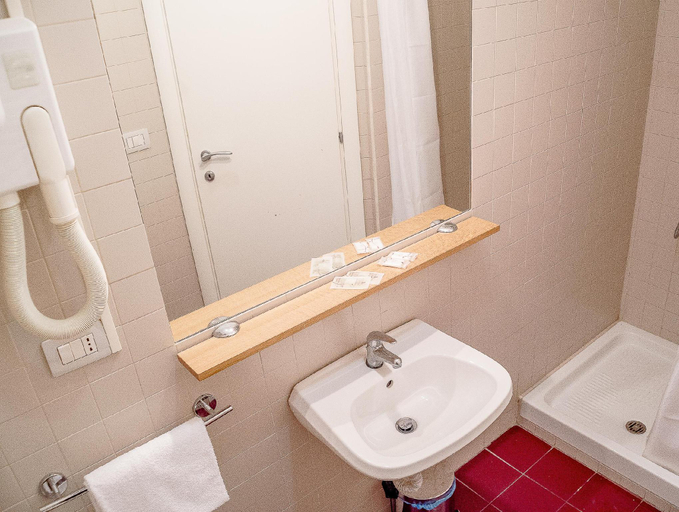 Bathroom 4, Booking House Roma , Rome