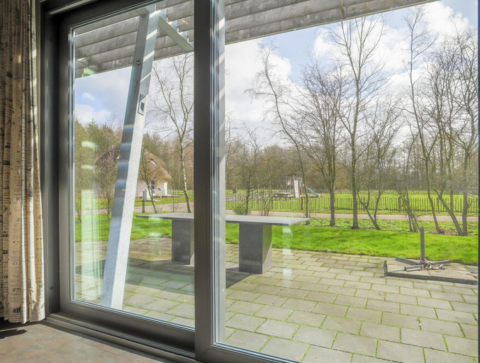 Balcony 5, Spacious Holiday Home in Noordwolde With Garden, Weststellingwerf