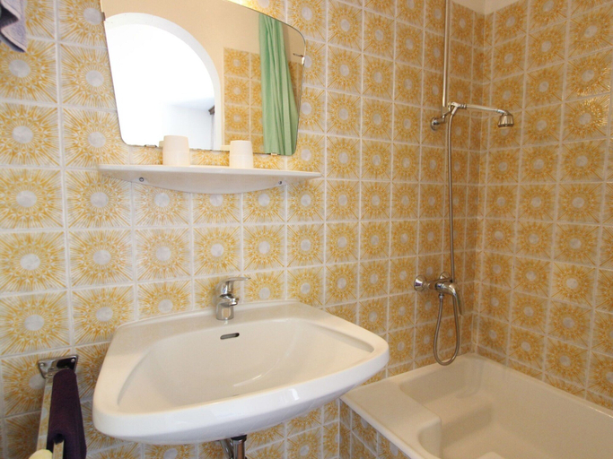 Bathroom 4, Contemporary Apartment in Maishofen Near Ski Area, Zell am See
