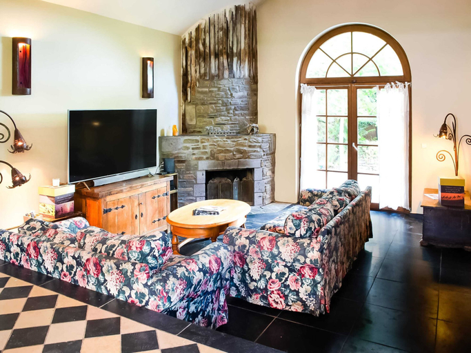 Bedroom 2, Holiday Home With Sauna and Swimming Pool, Liège