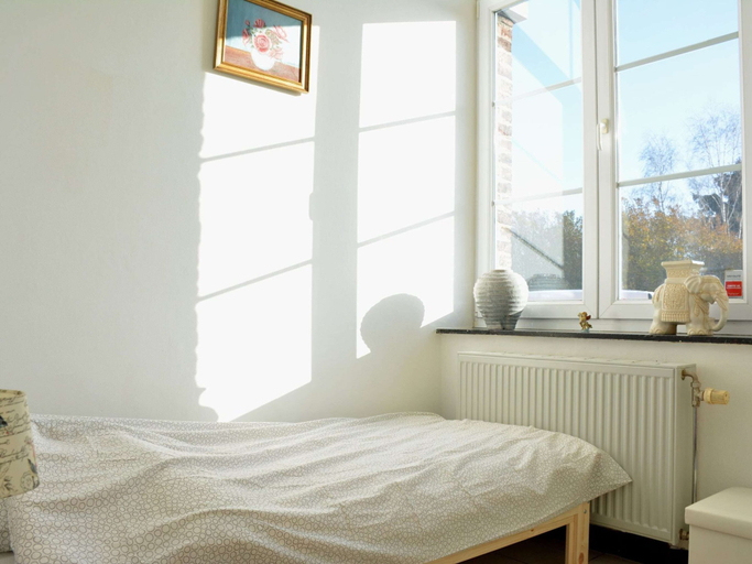 Bedroom 3, Railway Stay in Ardennes, Namur